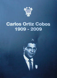 Libro de los familiares de Carlos Ortiz