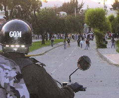 enfrentamiento de estudiantes con policía